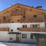 Cesa Soreie By Ama Val Di Fassa *