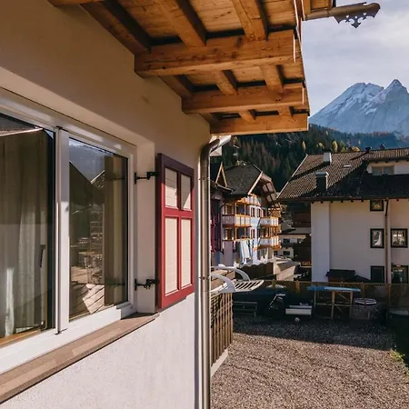 Cesa Soreie By Ama Val Di Fassa Canazei