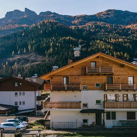 Lägenhet Cesa Soreie By Ama Val Di Fassa *
