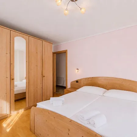 Lägenhet Cesa Soreie By Ama Val Di Fassa *