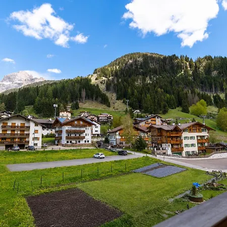 Cesa Soreie By Ama Val Di Fassa Canazei