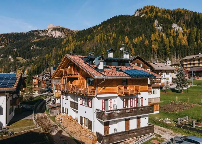 Cesa Soreie By Ama Val Di Fassa