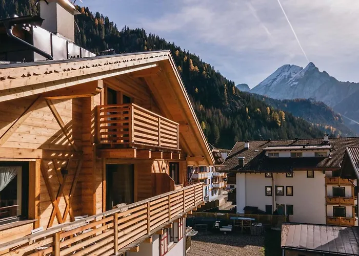 Cesa Soreie By Ama Val Di Fassa *